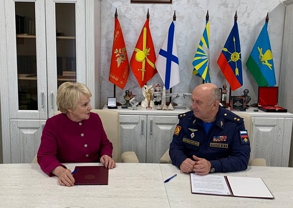 Изображение для материала - Подписание соглашения с Тверским суворовским военным училищем