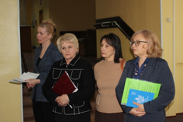 Уполномоченный по правам человека в Тверской области провела ряд встреч с вынужденными переселенцами из Мариуполя и Донбасса