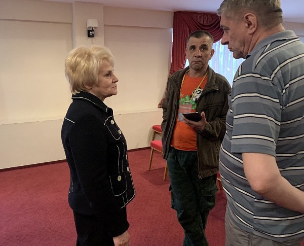 Изображение для материала - Посещение пунктов временного размещения граждан, прибывших с территории Украины, Донецкой и Луганской Народных Республик.